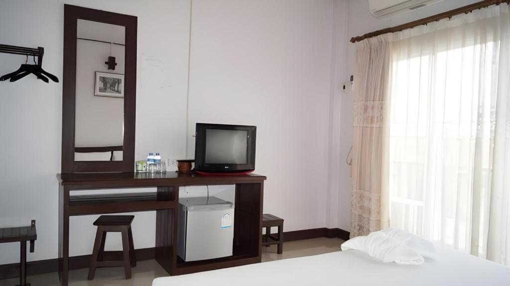Phou Ang Kham 2 Hotel Vang Vieng Ngoại thất bức ảnh
