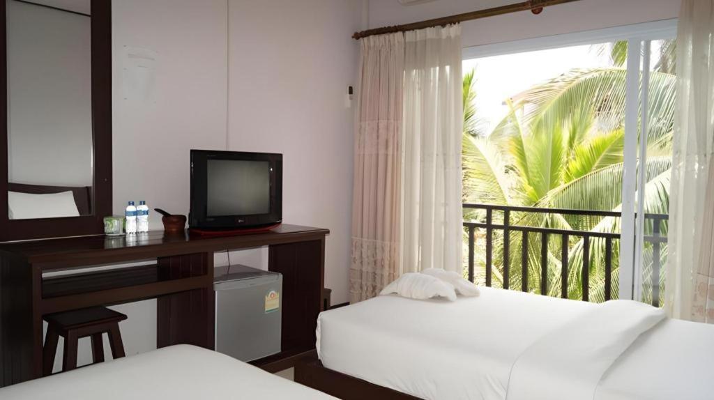 Phou Ang Kham 2 Hotel Vang Vieng Ngoại thất bức ảnh